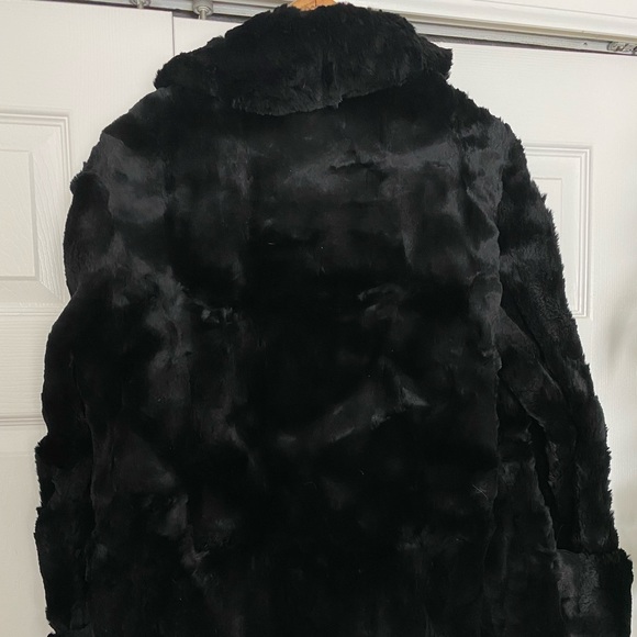 Gorgeous black furry mink coat - Picture 3 of 7
